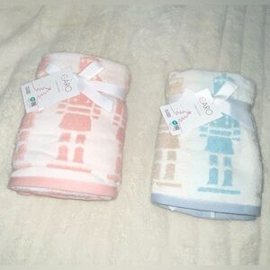 NWT CARO HOME, Nutcracker Hand Towels, Set of 2 (4 towels) Christmas holiday NEW